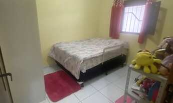 Imagem 2: Casa para venda possui 75 metros quadrados com 3 quartos em Centro - Campina Grande - PB