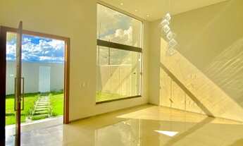 Imagem 2: Linda casa com pé direito duplo no Bairro Jardim América 1