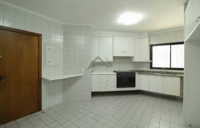 Imagem 6: Apartamento para aluguel com 162 metros quadrados com 4 quartos em Centro - Campinas - SP