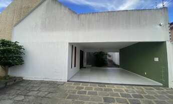 Imagem 7: Casa no mirante com 257m2 de área construída