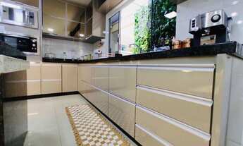 Imagem 6: Lindo sobrado possui 620 m² sendo 5 suítes em Jardim América - Goiânia - GO