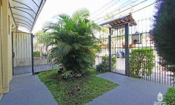 Imagem 2: Porto Alegre - Casa Padrão - Cavalhada