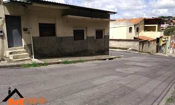 Imagem: Excelente Casa em um lote de esquina bem