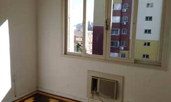 Imagem 2: Porto Alegre - Apartamento Padrão - Floresta