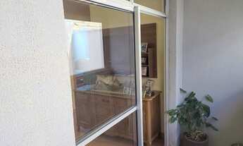 Imagem 4: Apartamento com 2 Dormitórios, Varanda, Bem Localizado