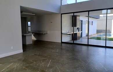 Imagem 4: Casa para venda com 315 metros quadrados com 4 quartos no Condomínio ALVIM - Juiz de Fora