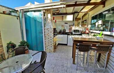 Imagem 3: Sobrado para venda tem 115 metros quadrados com 3 quartos no Floresta