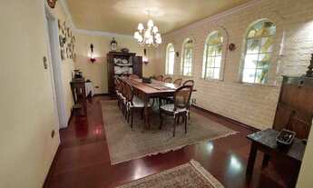 Imagem 2: Amplo e adaptável, iluminado e com uma vista fenomenal! 3 dormitórios e 2 vagas, próximo