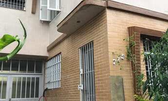 Imagem: Sobrado para venda tem 230 metros quadrados