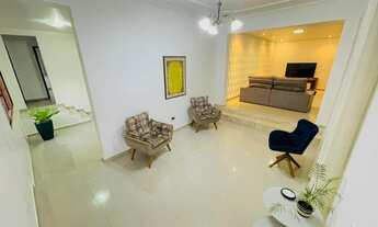 Imagem 2: Casa com 4 Quartos,4 banheiros e 6 vagas a Venda,375m² por R$ 880.000