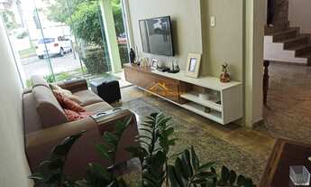 Imagem 2: Casa duplex 4/4 c/ dependência sendo uma suíte e duas varandas