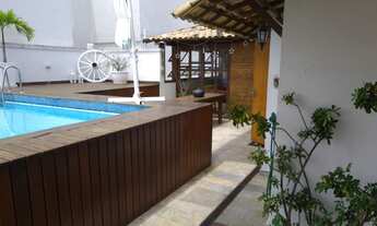 Imagem 6: Cobertura para venda tem 400 metros quadrados com 5 quartos