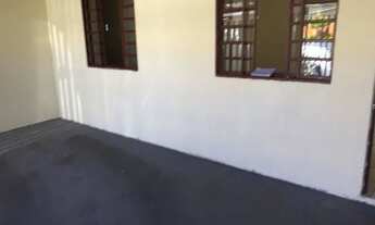Imagem 2: Alugo casa de 02 quartos no bairro Pinheirinho/Sitio Cercado, por R$1.300,00