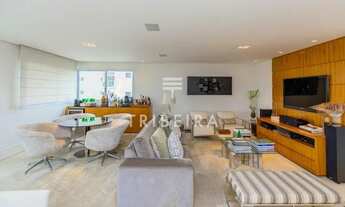 Imagem 4: Imóvel de 240m², com 4 suítes