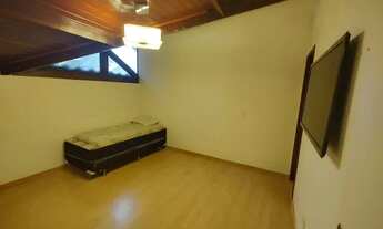 Imagem 5: Casa de condomínio térrea para aluguel possui 120 metros quadrados com 4 quartos