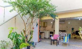 Imagem 2: Sobrado com 3 dormitórios com 1 Suíte, Uma bela Edícula com Suíte 256 m² R$ 795.000