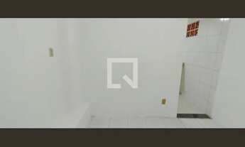 Imagem 2: Casa para Aluguel - Stella Maris, 1 Quarto, 30 m2