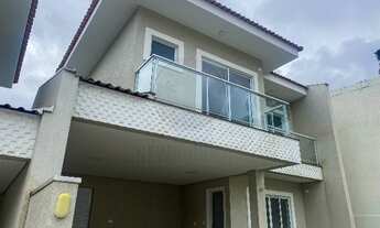 Imagem: Sobrado em São José dos Pinhais - PR