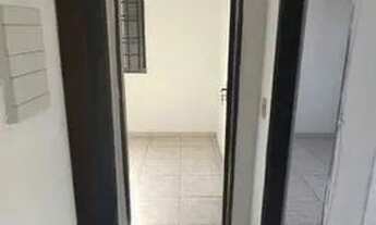 Imagem 4: Apartamento com 2 dormitórios para alugar, 48 m² por R$ 898/mês - Perobinha - Londrina/PR