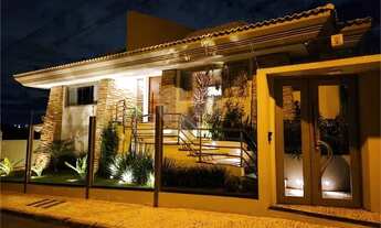 Imagem: Casa à venda com 5 dormitórios cod REO845422