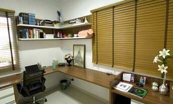 Imagem 2: Casa de condomínio para aluguel e venda possui 174 metros quadrados com 3 quartos