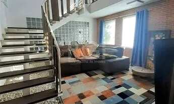 Imagem 5: Casa com 233m², 2 dormitórios sendo 1 suíte, living com lareira, espaço gourmet com churra