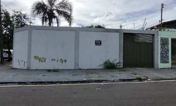 Imagem: Casa de esquina, bairro Sto. André!!