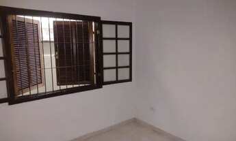 Imagem 2: Alugo casa com 3 dormitórios no Campo limpo