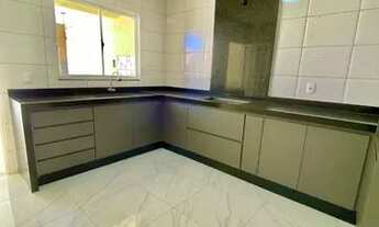 Imagem 3: Casa padrão esquina 3 quartos 2 banheiros