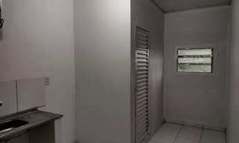 Imagem 5: Aluga-se kitnet no Cj Subtenentes - Flores (água e luz