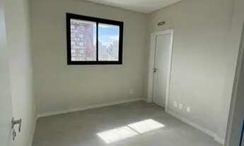 Imagem 4: Apto. Residencial Realta na Meia Praia andar alto