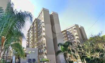 Imagem: Porto Alegre - Apartamento Padrão - TRISTEZA