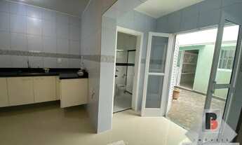 Imagem 3: Casa de vila fechada com portão de acesso a venda na mooca