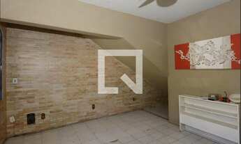 Imagem 2: Casa para Aluguel - Jardim Samambaia, 3 Quartos, 250 m2