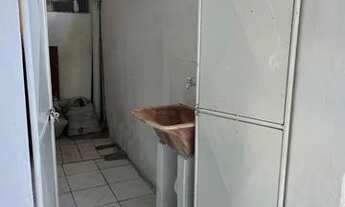 Imagem 2: Casa 2/4 próximo Feiraguay