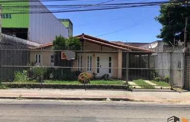 Imagem 2: Casa para Locação em Serra, Jardim Limoeiro, 4 dormitórios, 1 suíte, 4 banheiros, 3 vagas