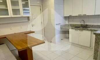 Imagem 7: Excelente apartamento de 149m²com 2 suítes amplas, sendo a suíte master