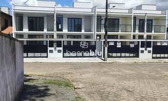 Imagem 2: Sobrado com 03 suítes no centro de Barra Velha - SC