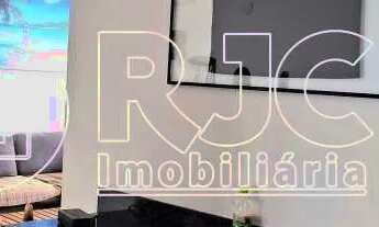 Imagem 5: Duplex para venda possui 360 metros quadrados com 5 quartos em Copacabana - Rio de Janeiro