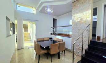 Imagem 7: Residência de Alto Padrão à Venda no Alphaville 4 Quartos, Lazer e Vista para a Natureza