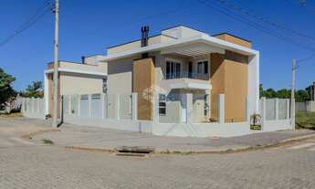 Imagem 2: Casa de alto padrão, com 4 quartos e duas suítes, em Camobi, Santa Maria - RS