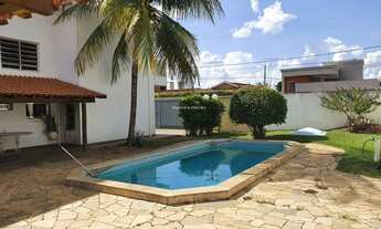 Imagem 2: Sobrado amplo no Centro de Bady Bassitt