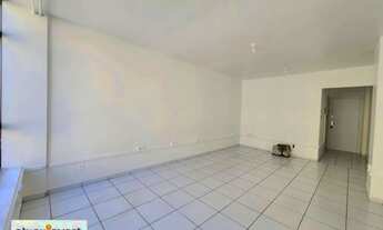 Imagem 2: Kitnet com 1 dormitório para alugar, 38 m² por R$ 2.000,00/mês - Centro - Florianópolis/SC