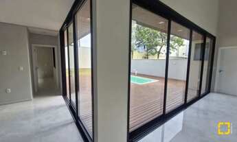 Imagem 7: Casa alto padrão a venda em condomínio ao lado do Costão Golf