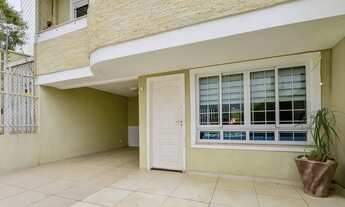 Imagem 3: Sobrado Triplex de 180m2 próximo ao Shopping e Parque Barigui