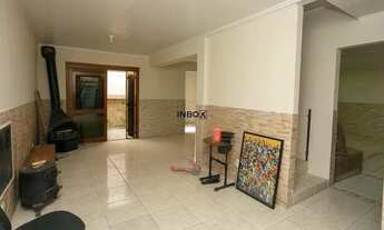 Imagem 3: Casa Ampla com Entrada Independente - 4 Dorms e Garagem para 3 Carros