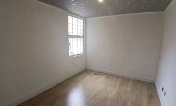 Imagem 2: Casa com piscina e patio ampla no bairro Boa Vista, Porto Alegre/RS