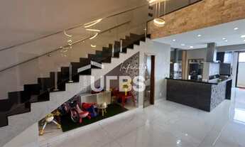 Imagem 2: Sobrado no condominio parqville quaresmeira