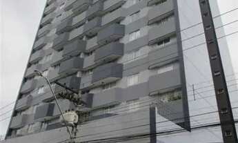 Imagem: Conjunto Comercial em rua de referência