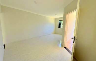 Imagem 4: Casa com 3 quartos sendo 1 suíte no Jd. Itália II